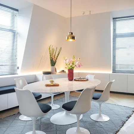 Rietveldhouse - Laurentplein 4 *